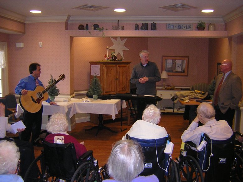 Christmas carols at Caretel